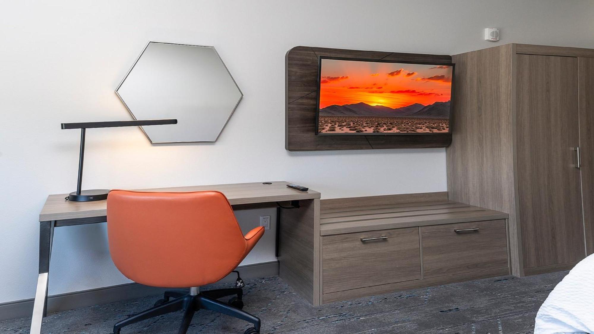 Holiday Inn Express & Suites Ridgecrest - China Lake By Ihg Exterior foto